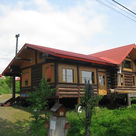 Log Cottage Himawari Nakafurano المظهر الخارجي الصورة