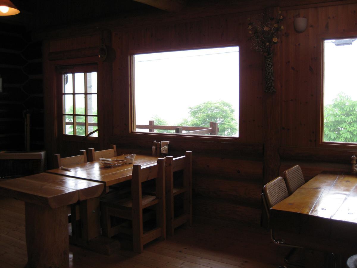 Log Cottage Himawari Nakafurano المظهر الخارجي الصورة