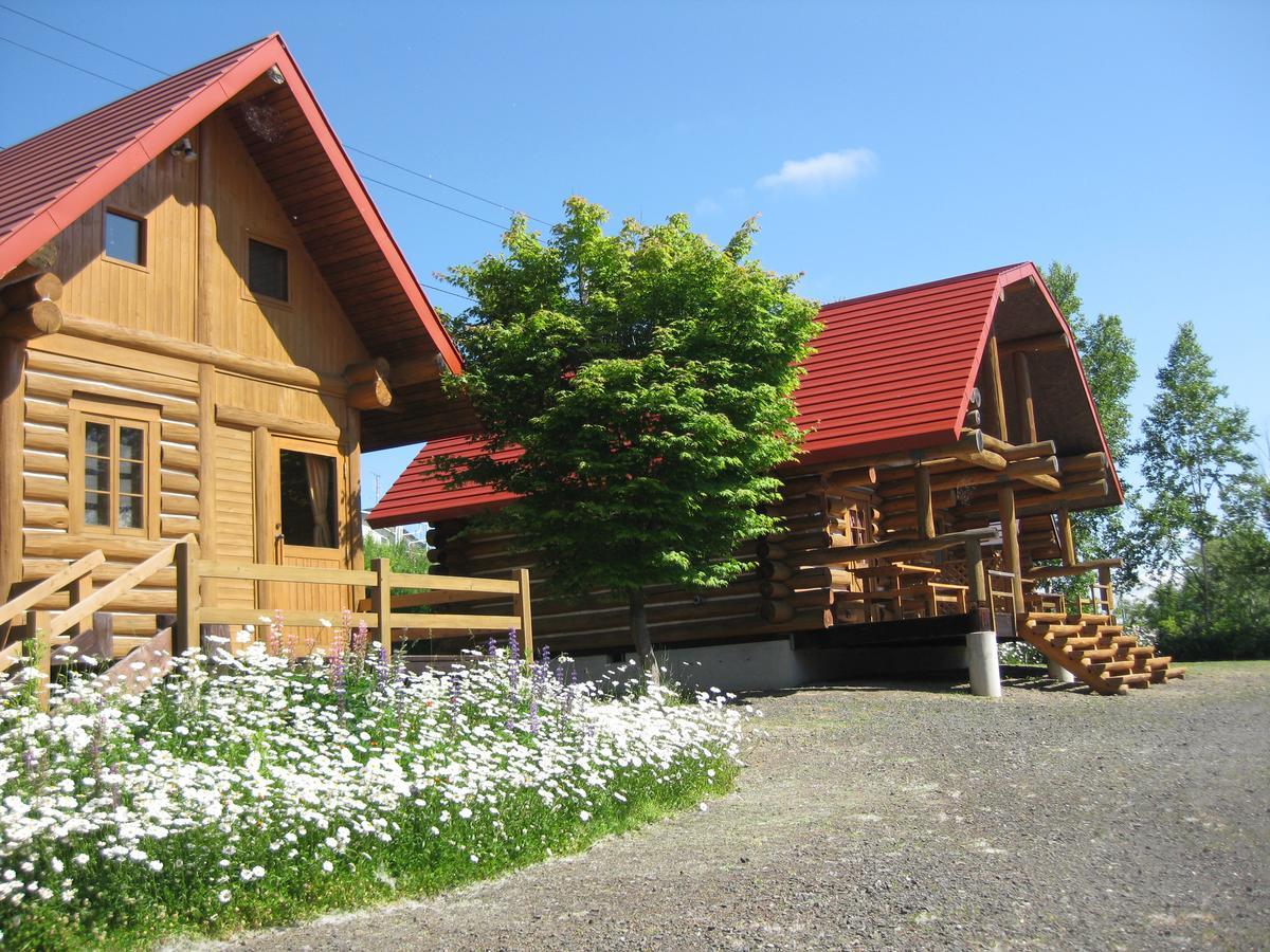 Log Cottage Himawari Nakafurano المظهر الخارجي الصورة