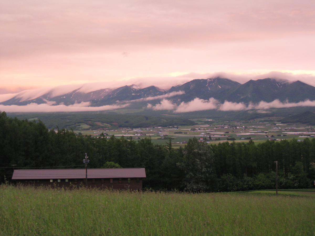 Log Cottage Himawari Nakafurano المظهر الخارجي الصورة